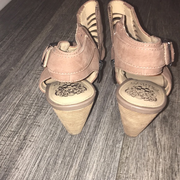 Vince camuto shoes - Picture 3 of 3